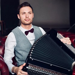 Айдар Салахов & Государственный академический русский народный ансамбль Россия имени Людмилы Зыкиной - Эрбет